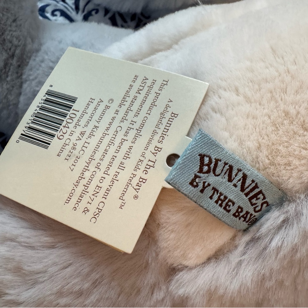 Bunnies by the Bay gray ‘Sweet Nibble’ Bunny plush NWT - Picture 7 of 15